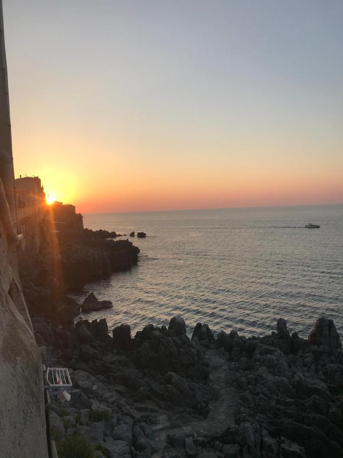 La Casetta Sul Mare Di تْشيفالو المظهر الخارجي الصورة